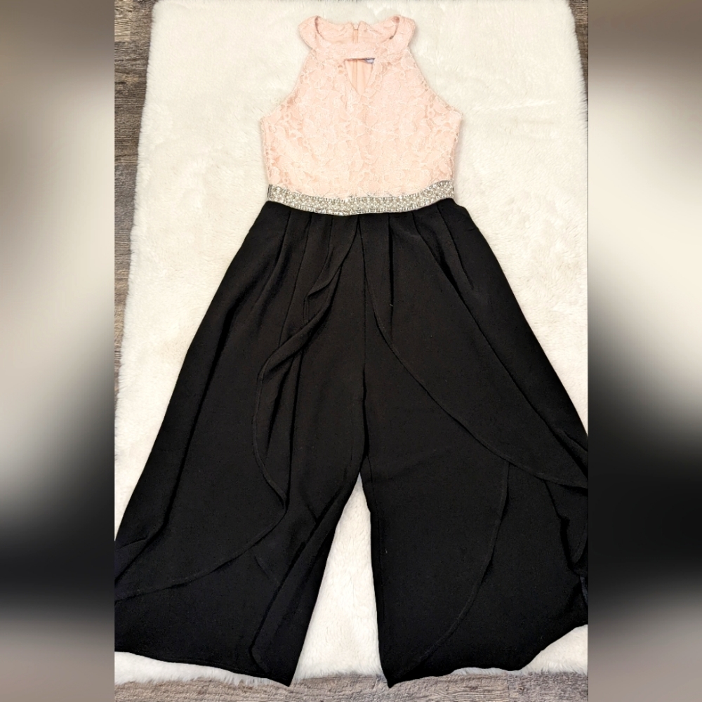 #21-Sleeveless Lace Romper